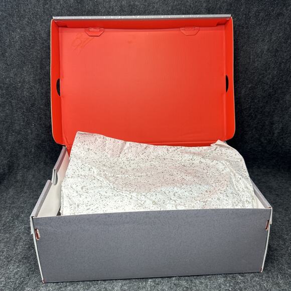 Air Jordan 4 Retro Sneakers Men's 10 DH6927-061 OG Style Red Black White Grey - Picture 14 of 16